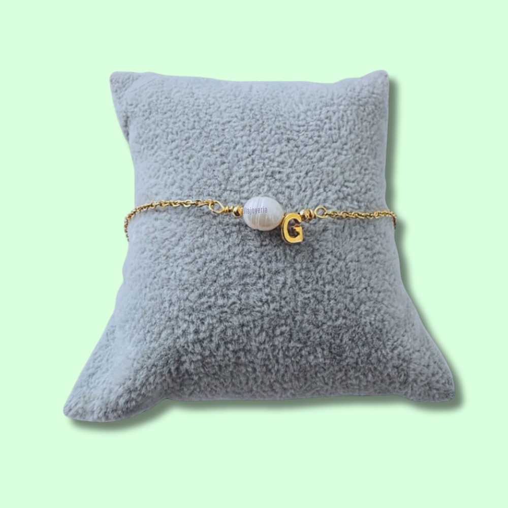 PULSERA PERLA CON LETRA