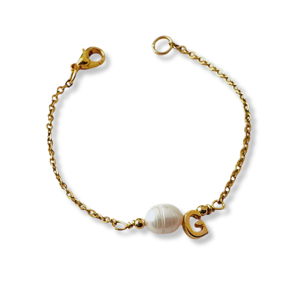 PULSERA PERLA CON LETRA
